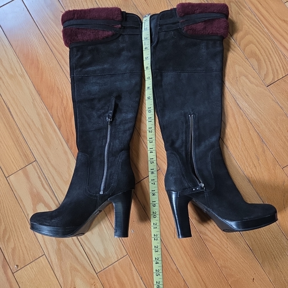 UGG Ophira black suede over-the-knee boots with a burgundy lamb fur cuff. - Picture 8 of 13